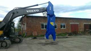 Гидравлические ножницы для металла на экскаватор