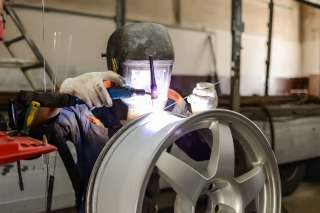 Ремонт литых дисков, трещин, сколов, пробоин