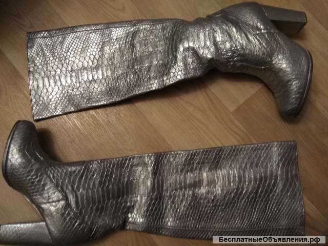 Сапоги из кожи питона