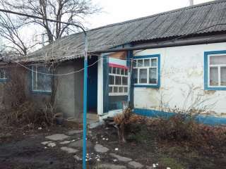 Дома в селе Красном в районе Грачевском в Ставропольском крае