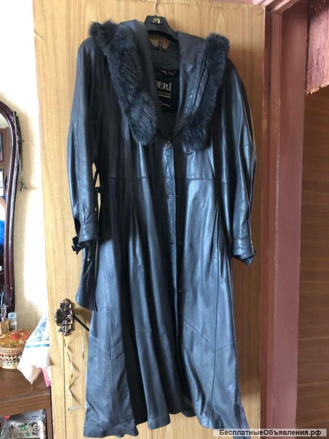 Кожанный плащ