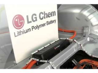 Работники на завод LG Chem (Польша)