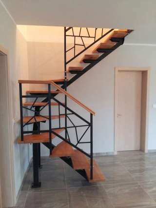 Квартиры общей площадью 72 - 97 м2, дом с лифтом, вблизи моря, Будва, Черногория