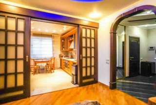 2-х урoвневая 5 кoмнатная квартира, Москва Старокачаловская 16