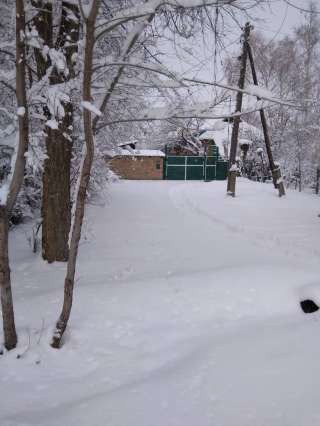 Дом, уч. 8 сот. имеются хоз. постройки.