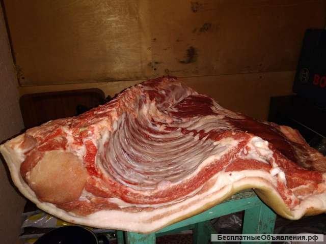 Свинина в полутушах и разделанная