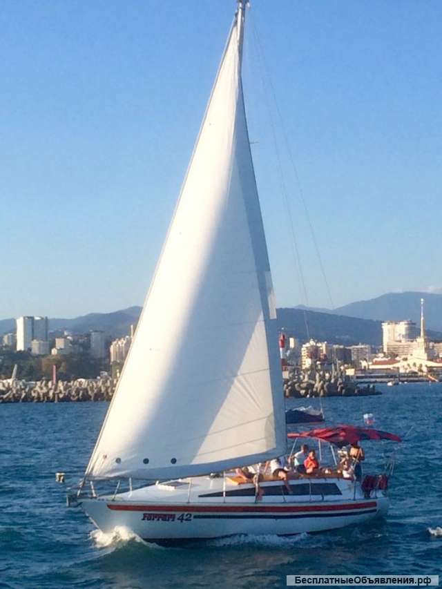 Прогулки в море на яхте