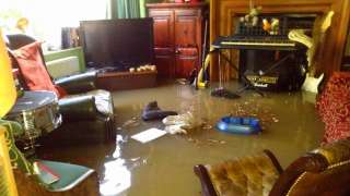Просушка квартиры после затопления (залива, потопа)