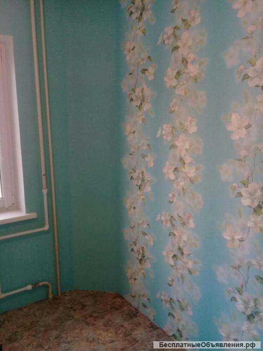 Поклейка обоев ремонт квартир