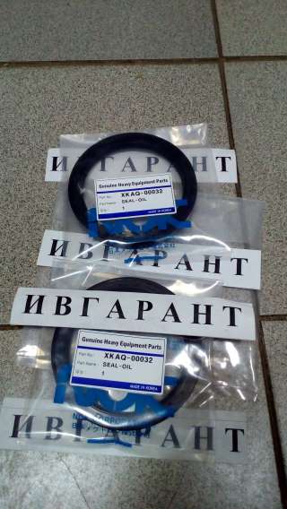 XKAQ-00032 Сальник редуктора поворота HYUNDAI
