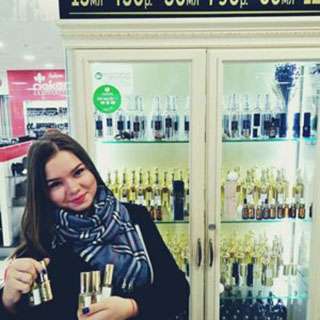 Продавец в ТЦ Свердловск