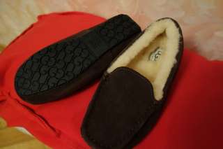 Мокасины от UGG. Новые. Натуральный мех.