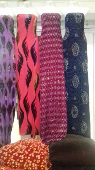 Ткани всех видов и оттенков, фурнитура под цвет