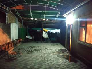 Полдома в районе Физкультурного Института