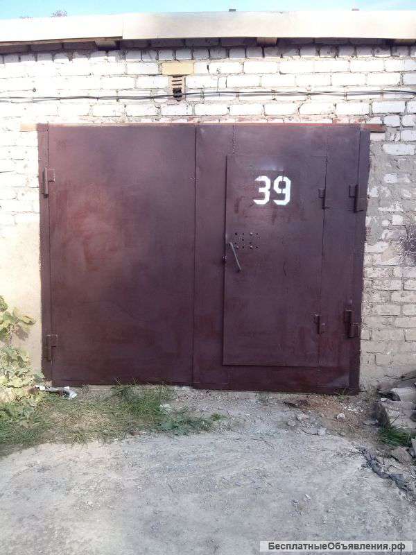 Гараж 24кв.м в черемушках:подьезд круглый год.смотровая яма.в хорошем состоянии