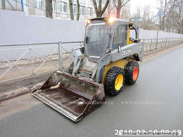 Минипогрузчик JOHN DEERE 318, 2012 г, 7300 м/ч