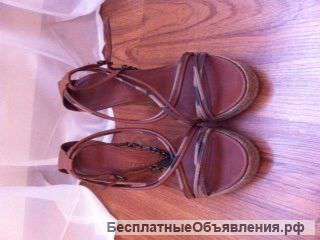 Босоножки Burberry