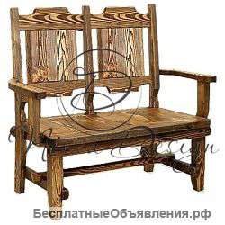 Деревянные стулья и скамейки под старину