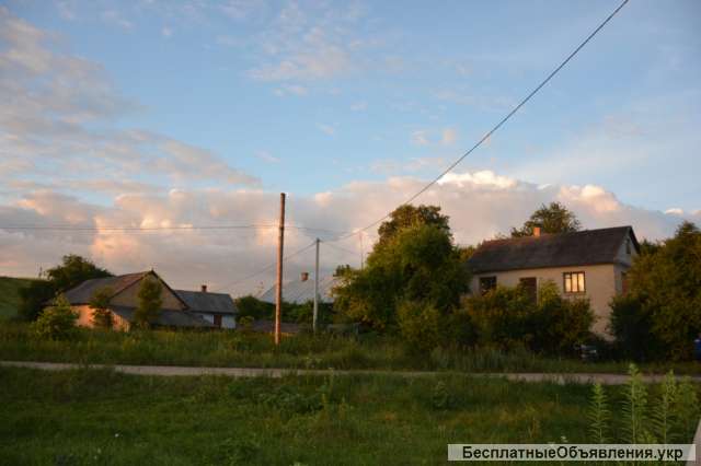 Продається велике господарство Острозький р-н, с. Грозів