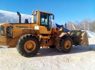 Фронтальный погрузчик Volvo L120F