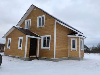 Коттеджей и загородных домов у озера