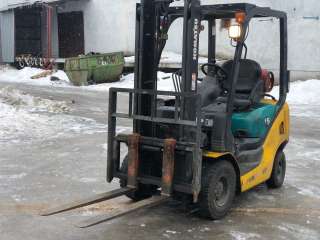 Японский погрузчик газ-бензин Komatsu 1.5т