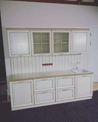 Мебель из массива древесины хвойных пород