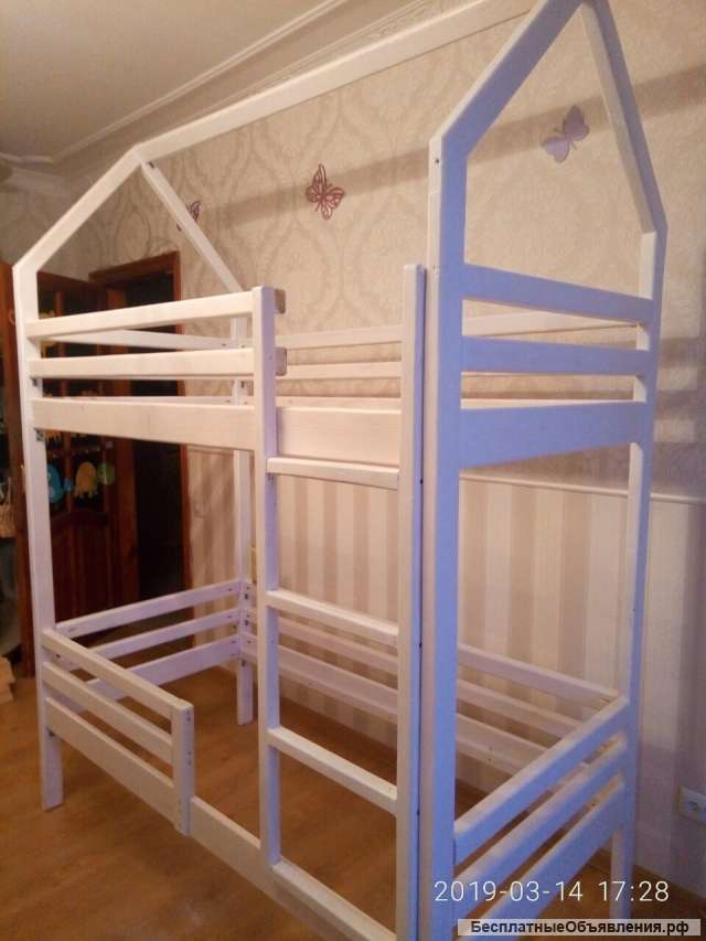 Двухъярусная кровать-домик 4000 грн