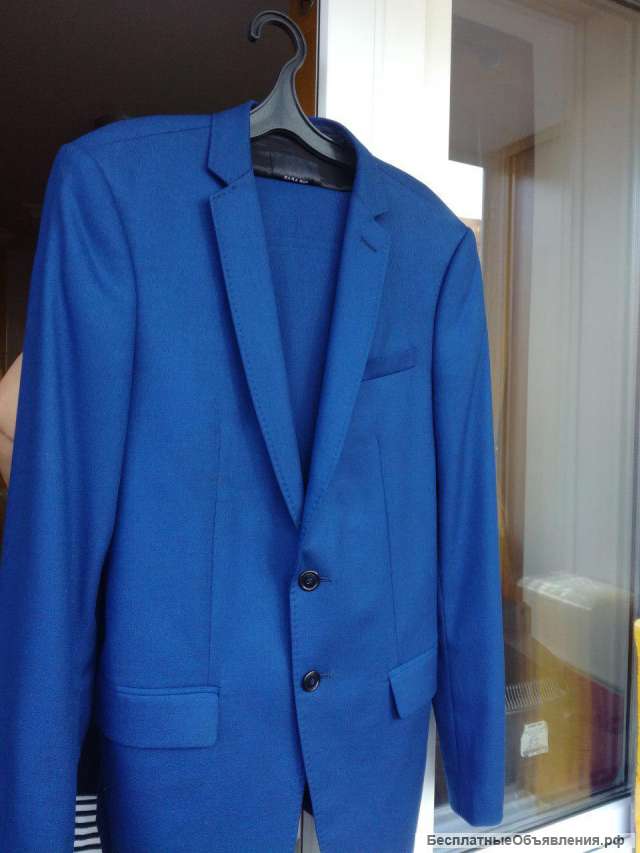 Мужской синий костюм ( пиджак и брюки )