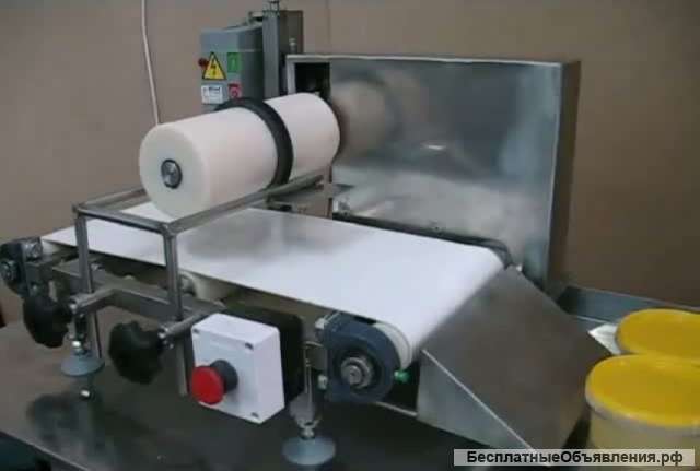 Укупор закрыватель крышки конвейерный