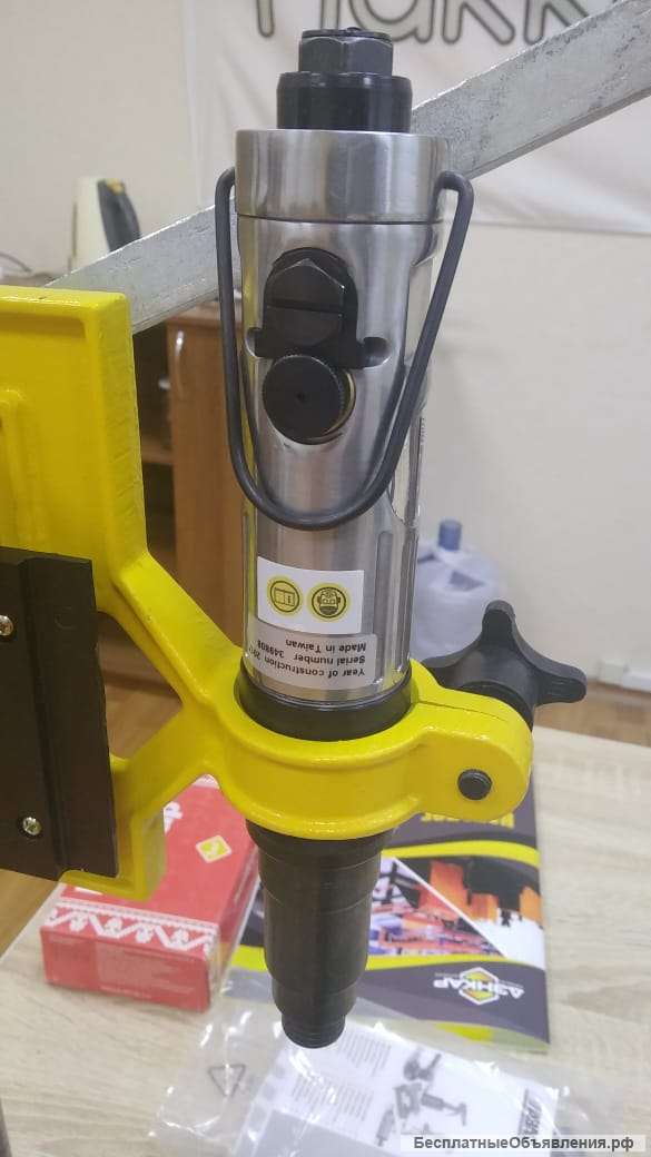 Укупор пневматический ручной