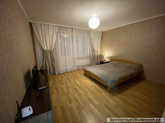 Квартира посуточно в Красноярске по ул. Мартынова 31