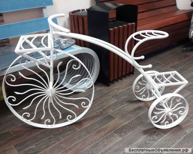 Предметы интерьера и сувениры из металла