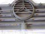 Решетка радиатора, б/у, в сборе для грузовых автомобилей Mercedes Atego