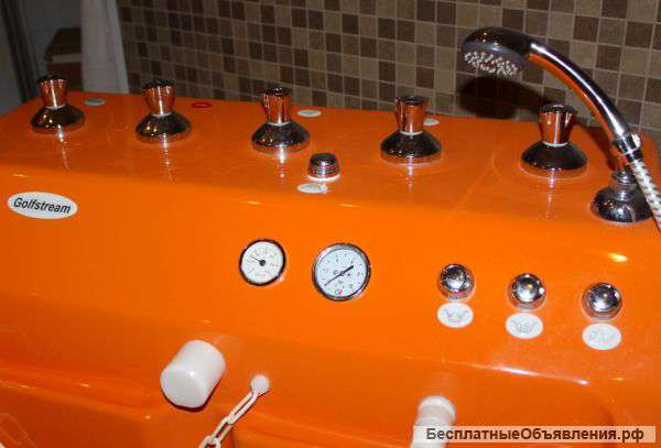 Гидромассажная ванна Golfstream