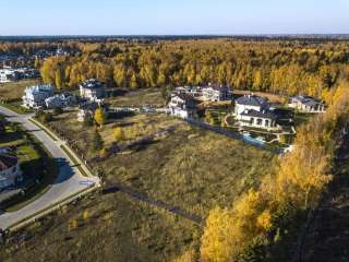 Участок у леса в Мэдисон парк на Риге 24 км от мкад во вторичной продаже