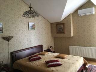 Покрывало на 2-х спальную кровать и 2 подушечки