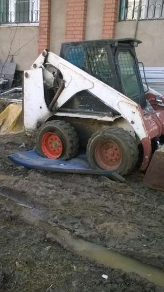 Бобкет S175 с навеской