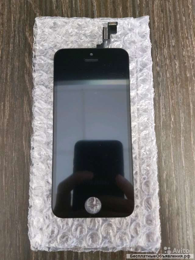 Дисплей на iPhone 6 есть черный и белый