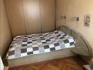 Кровать с матрасом