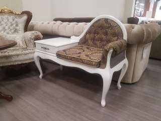 Телефонница