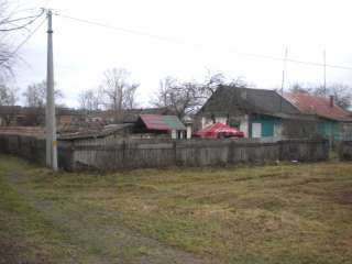 Полдома 40 кв.м на 20 сотках