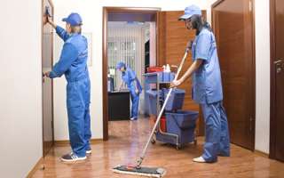 ТРЕБУЕТСЯ Уборщик(ца) подсобных и служебных помещений