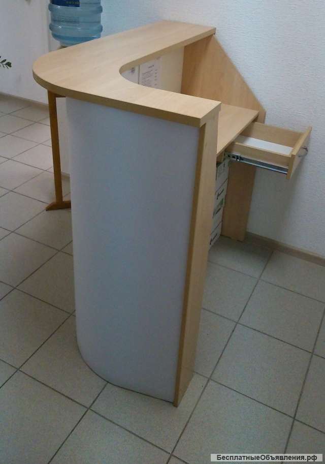 Стойка-рецепшен