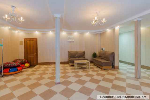 Огромный коттедж с банкетным залом и банным комплексом с бассейном