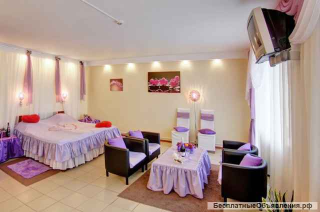 Загородный комплекс с большим банкетным залом, баней и уличным бассейном