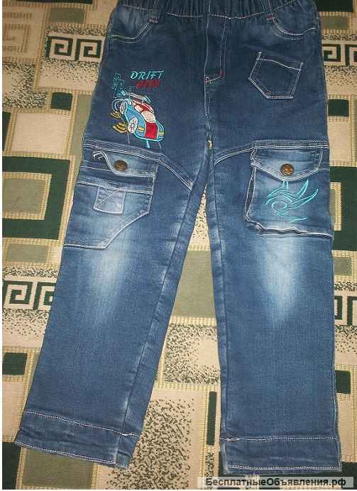 Брюки джинсовые на мальчика 4 - 5 лет