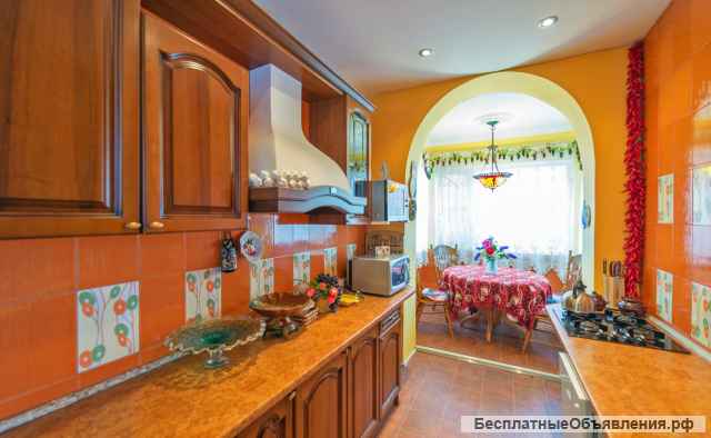 Шикарный коттедж с банкетным залом и русской баней