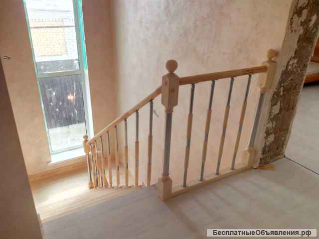 Комбинированные балясины металл + дерево. Всегда в наличии.