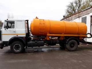 Откачка, выкачка ям маз 15 куб